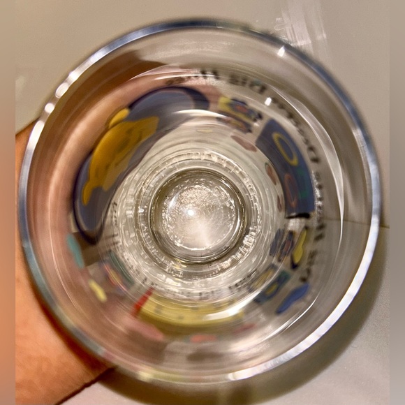 Anchor Hocking Winnie the Pooh Vintage Glass. “Big Hearts Deserve Big Hugs.” - Picture 4 of 4